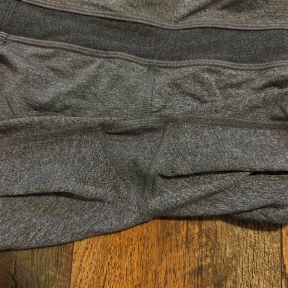 Lululemon Inspire Tight II size 6 - Picture 2 of 5